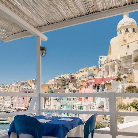 Hotel La Corricella Прочида Екстериор снимка