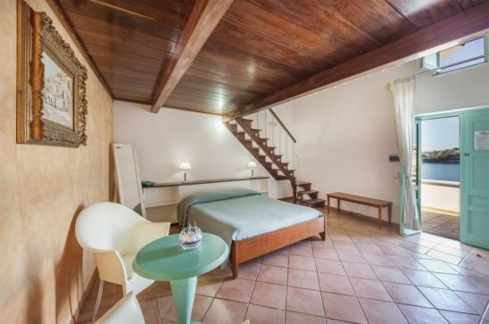 Hotel La Corricella Прочида Екстериор снимка