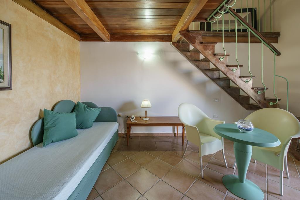 Hotel La Corricella Прочида Екстериор снимка